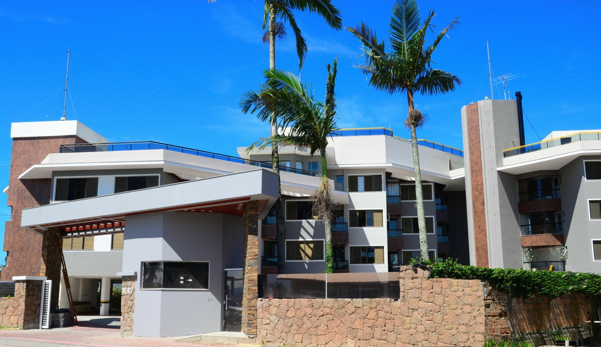 Boulevard Ponta Das Canas Governador Celso Ramos Extérieur photo